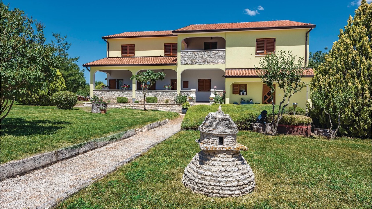 Photo of Outdoor in Kringa