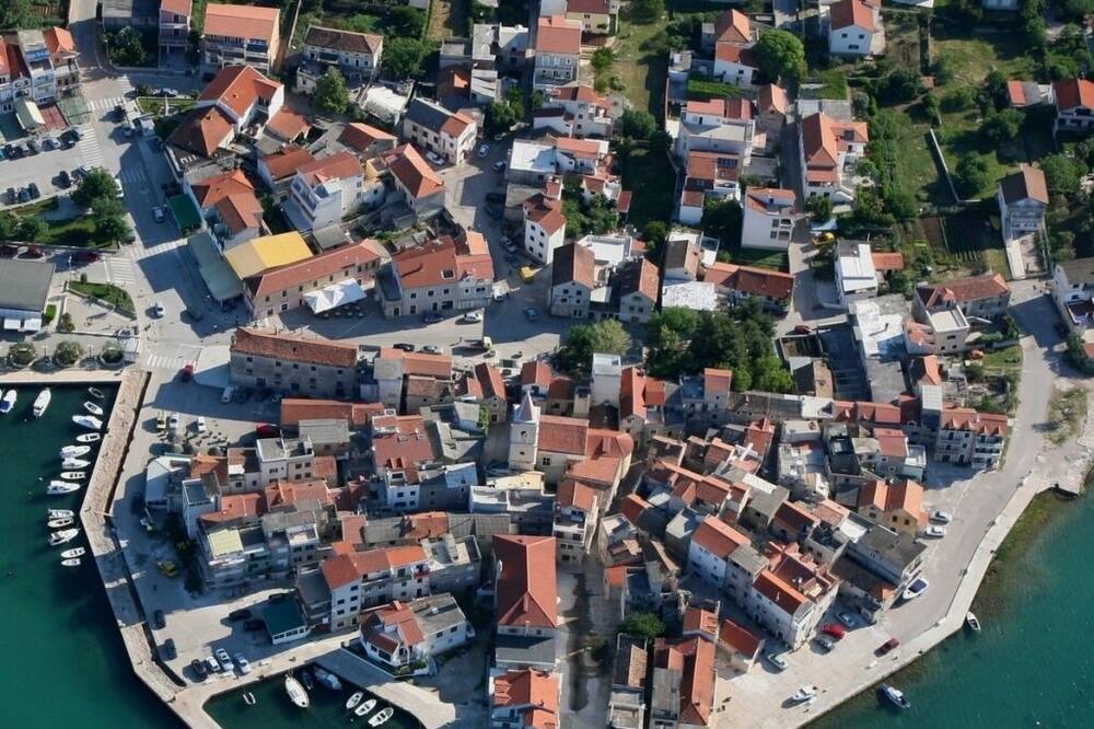 Photo of Others in Pirovac