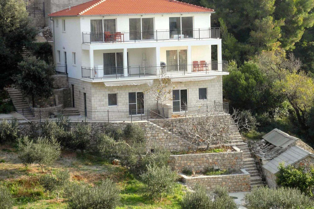 Photo of Outdoor in Gdinj