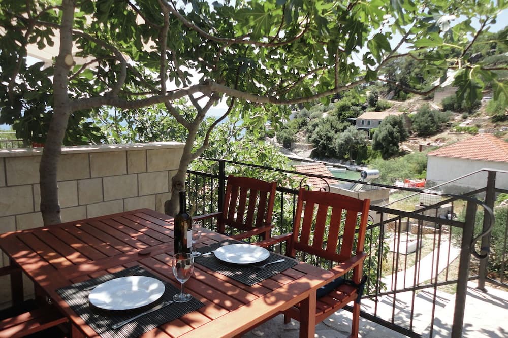 Photo of Patio Balcony in Gdinj