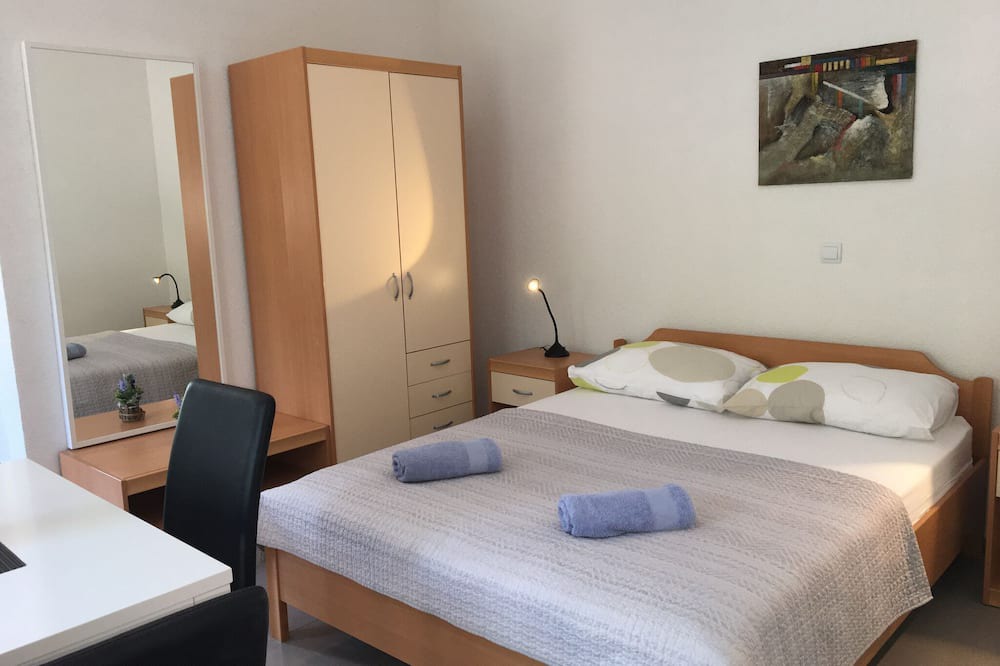 Photo of Bedroom in Gdinj