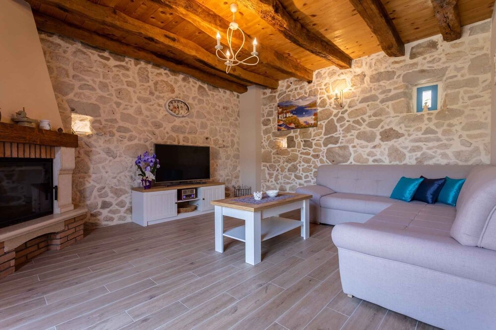 Photo of Livingroom in Malinska-Dubasnica