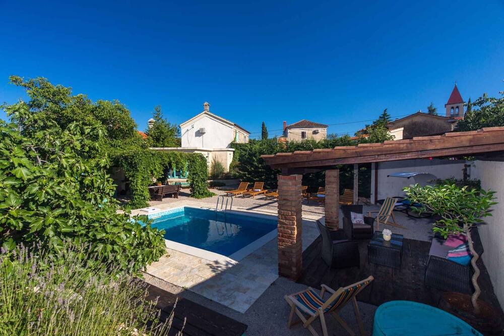 Photo of Outdoor in Rasopasno