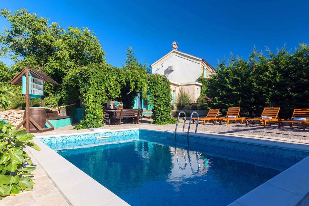 Photo of Outdoor in Rasopasno