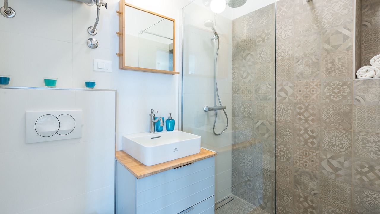 Photo of Bathroom in Plat