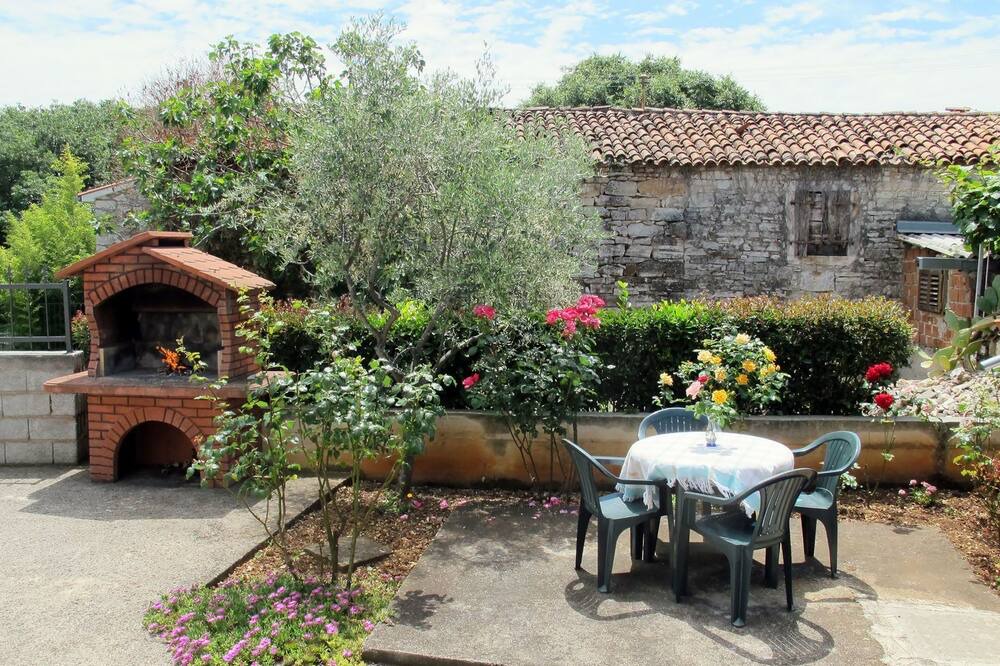 Photo of Outdoor in Frata