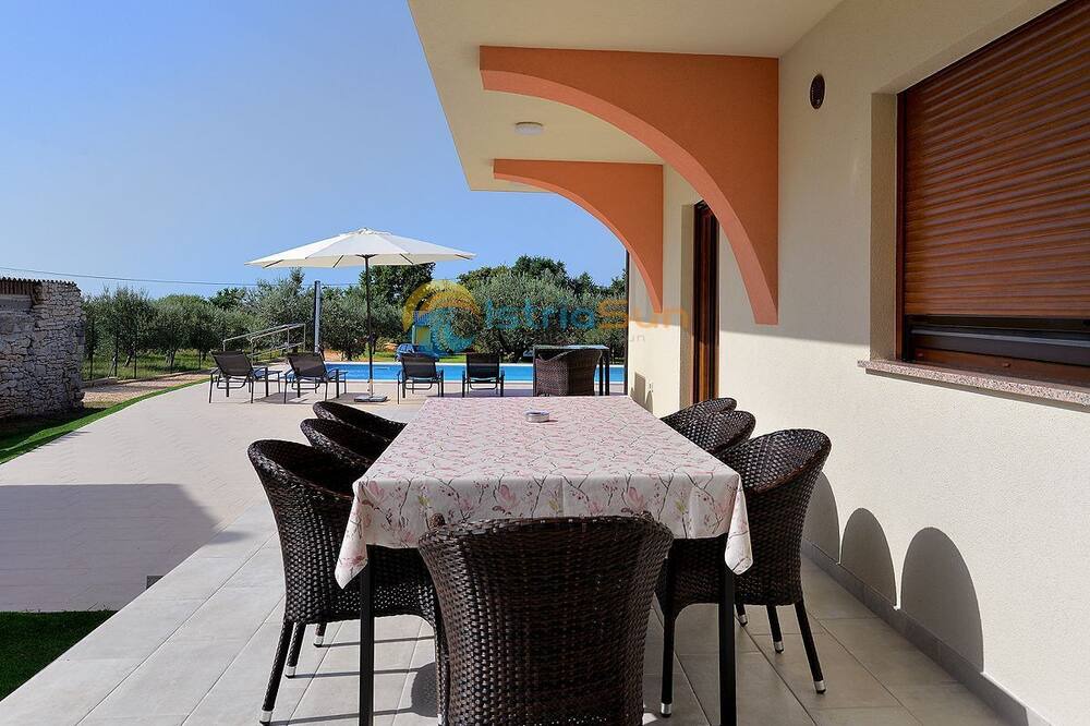 Photo of Patio Balcony in Galizana