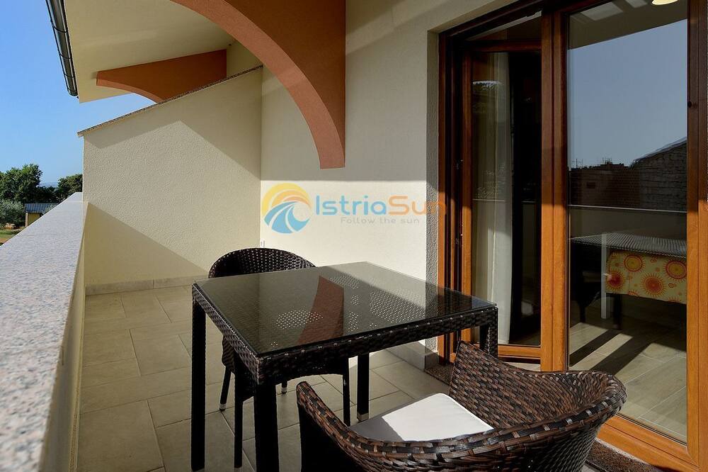 Photo of Patio Balcony in Galizana