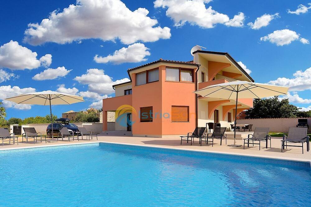 Photo of Outdoor in Galizana
