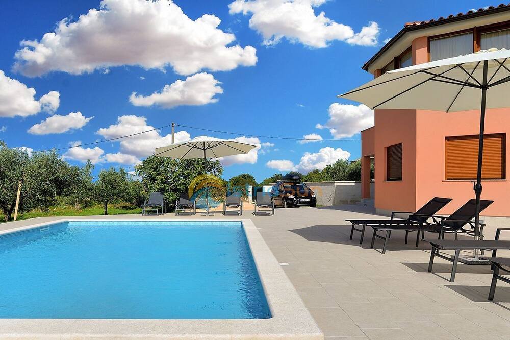Photo of Outdoor in Galizana