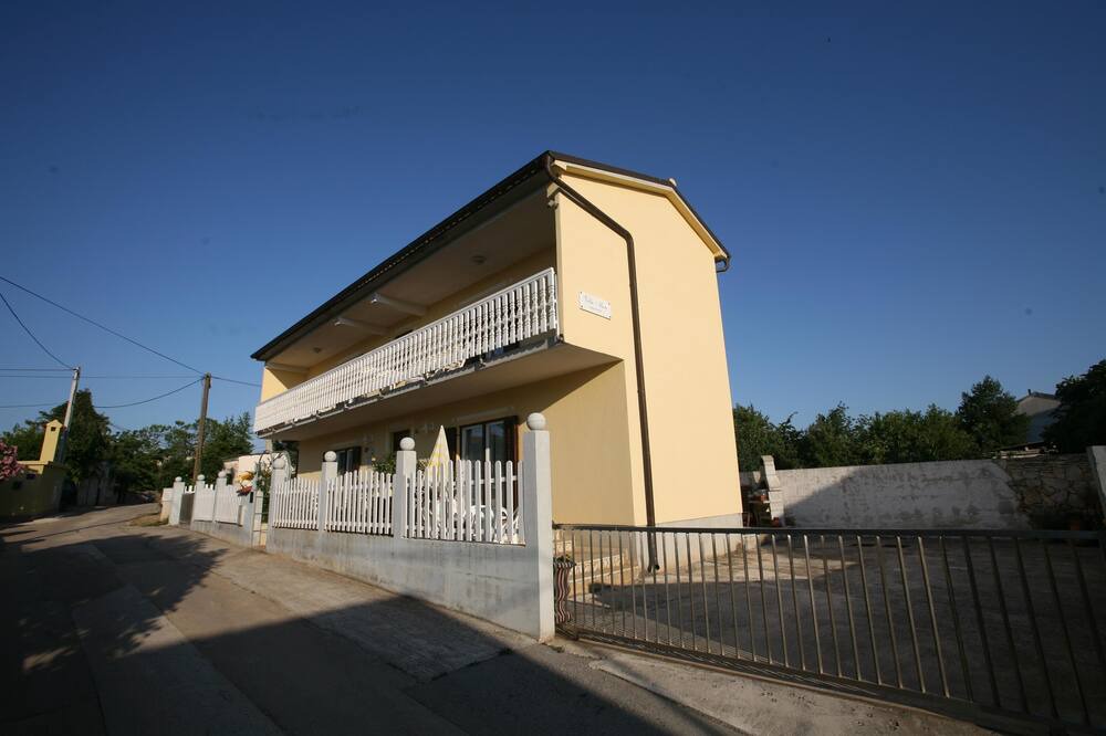 Photo of Outdoor in Liznjan