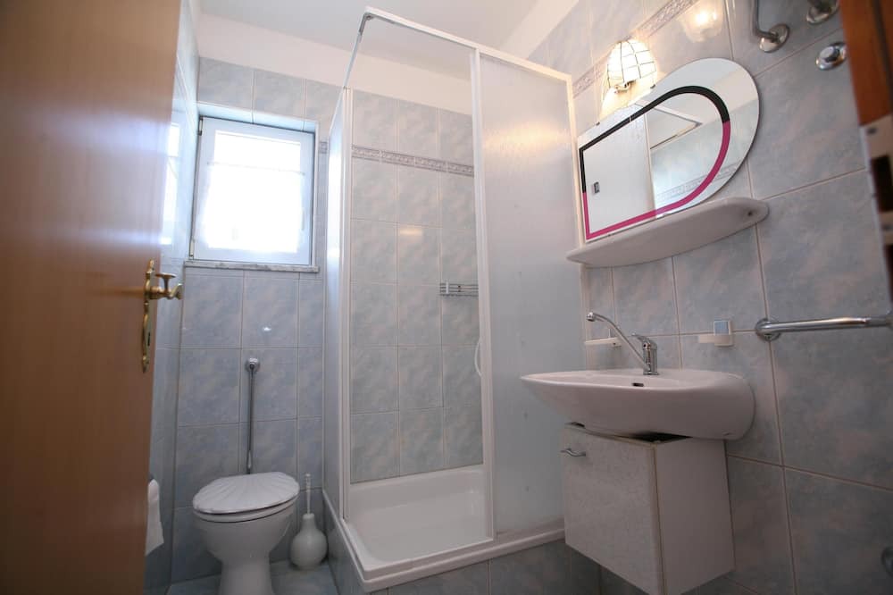 Photo of Bathroom in Liznjan