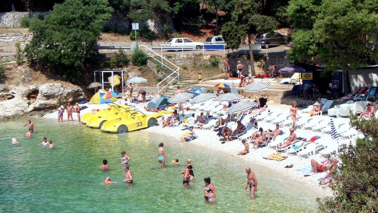 Photo of Others in Snasici