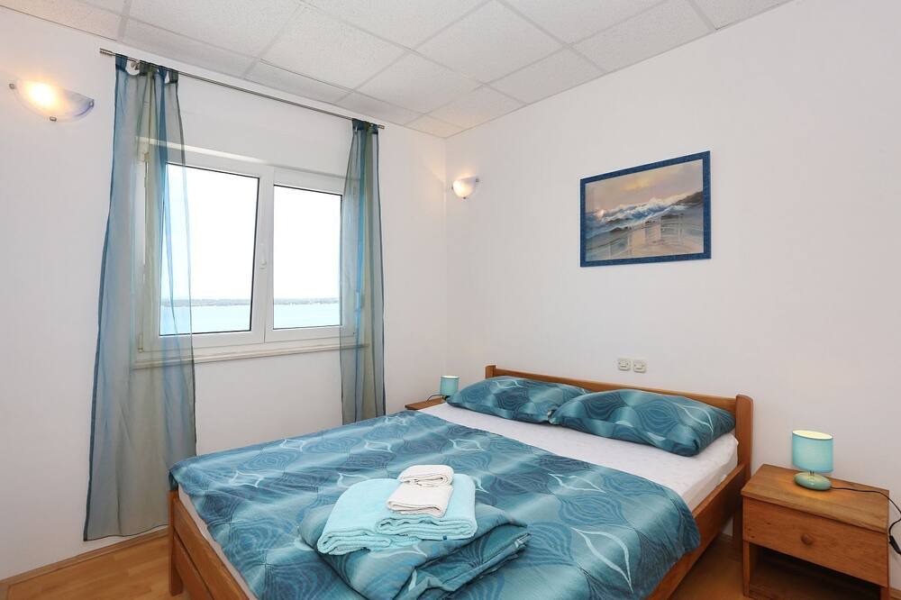 Photo of Bedroom in Tkon