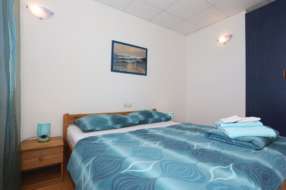 Photo of Bedroom in Tkon