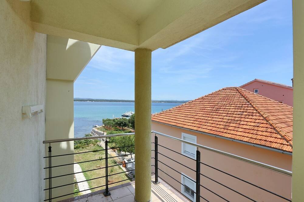 Photo of Patio Balcony in Tkon