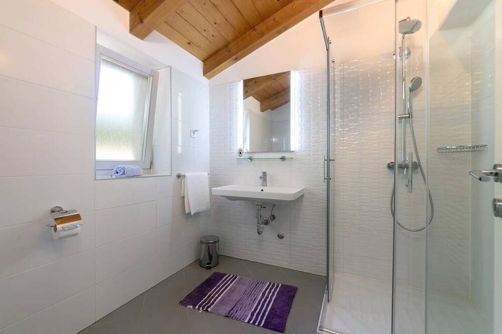 Photo of Bathroom in Funtana