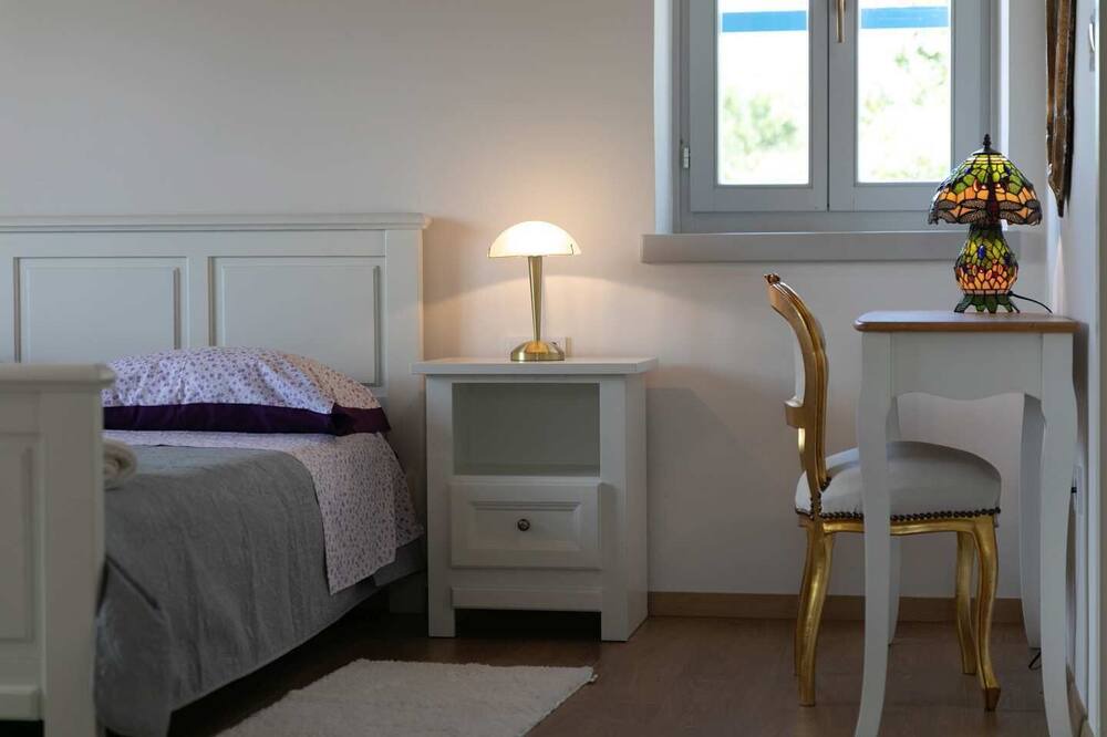 Photo of Bedroom in Funtana