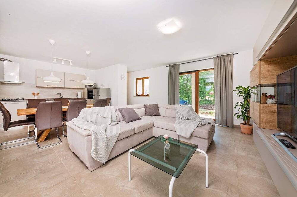 Photo of Livingroom in Krsan