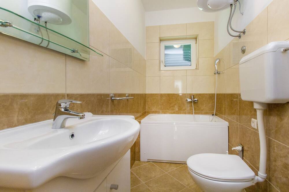 Photo of Bathroom in Bristane