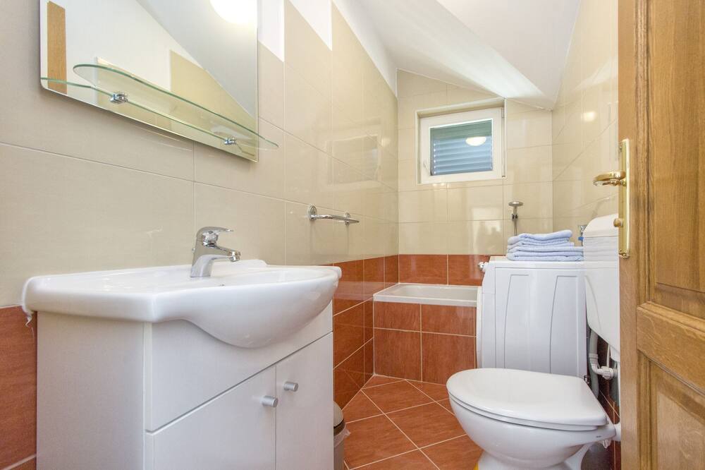 Photo of Bathroom in Bristane