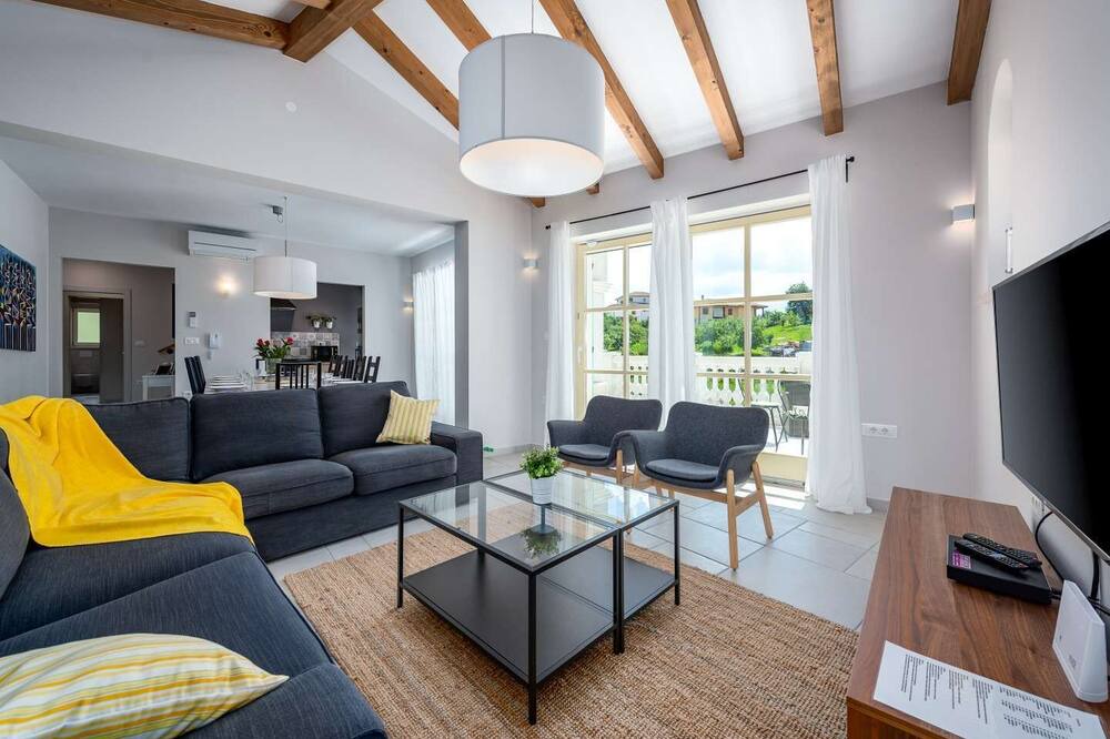 Photo of Livingroom in Pazin