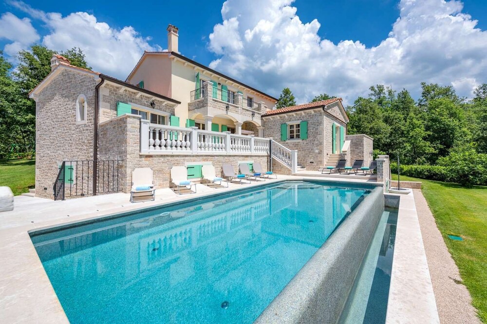 Photo of Outdoor in Pazin