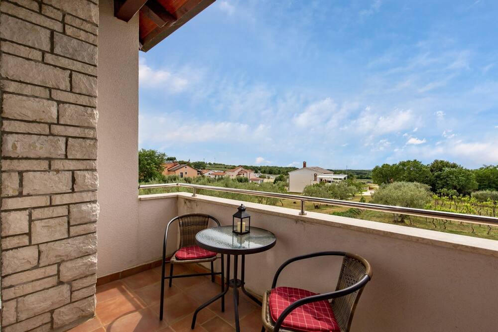Photo of Patio Balcony in Tar