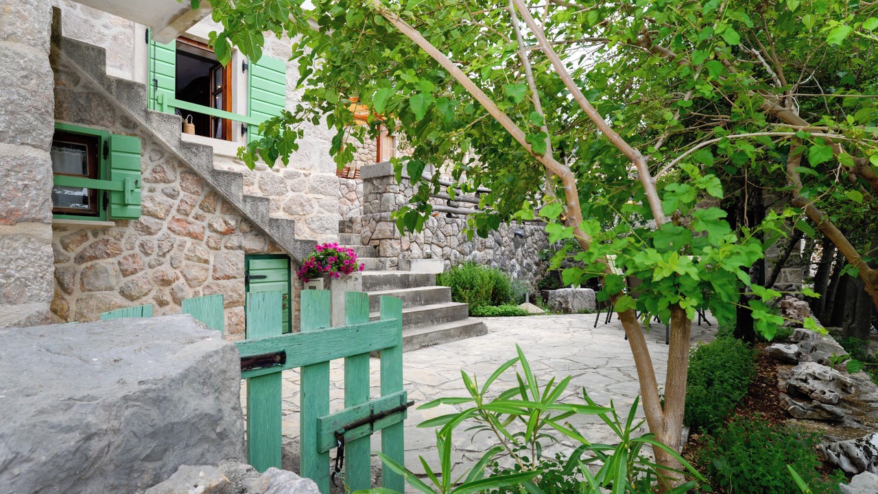 Photo of Patio Balcony in Tribanj