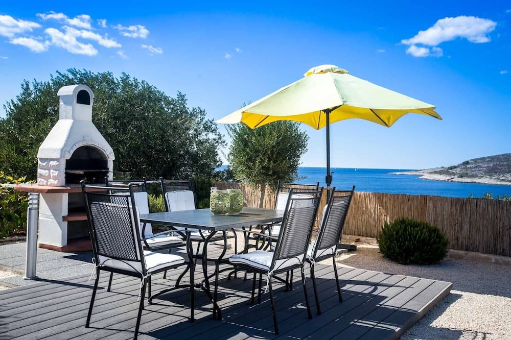 Photo of Patio Balcony in Drvenik Mali