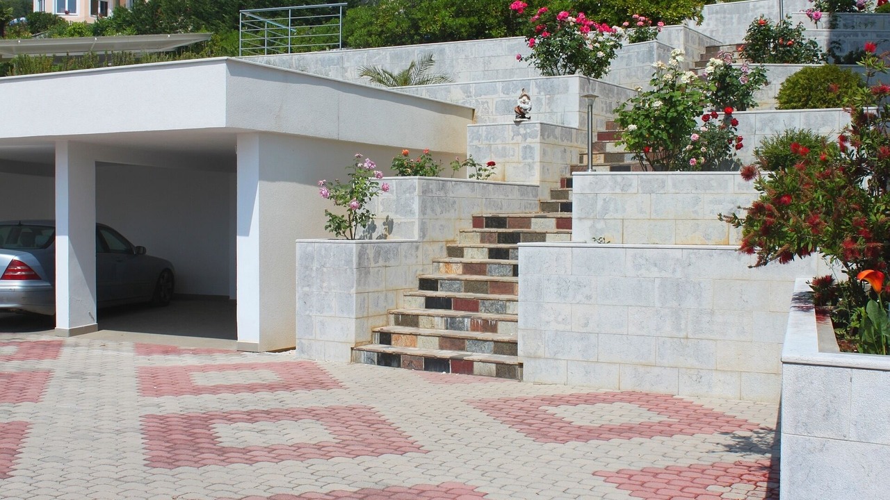 Photo of Outdoor in Icici