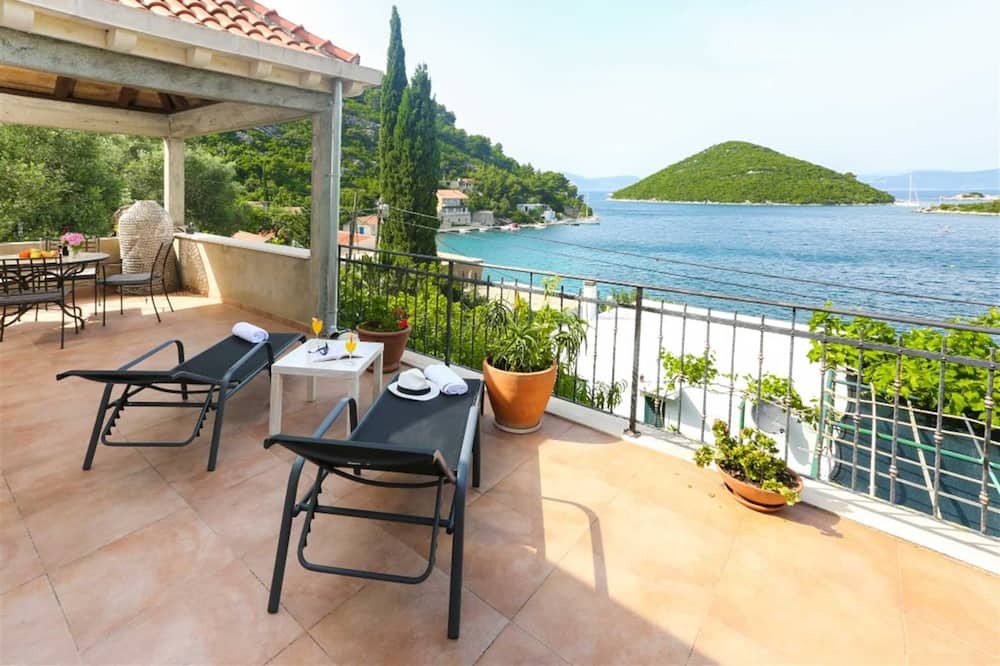Photo of Patio Balcony in Prozurska Luka