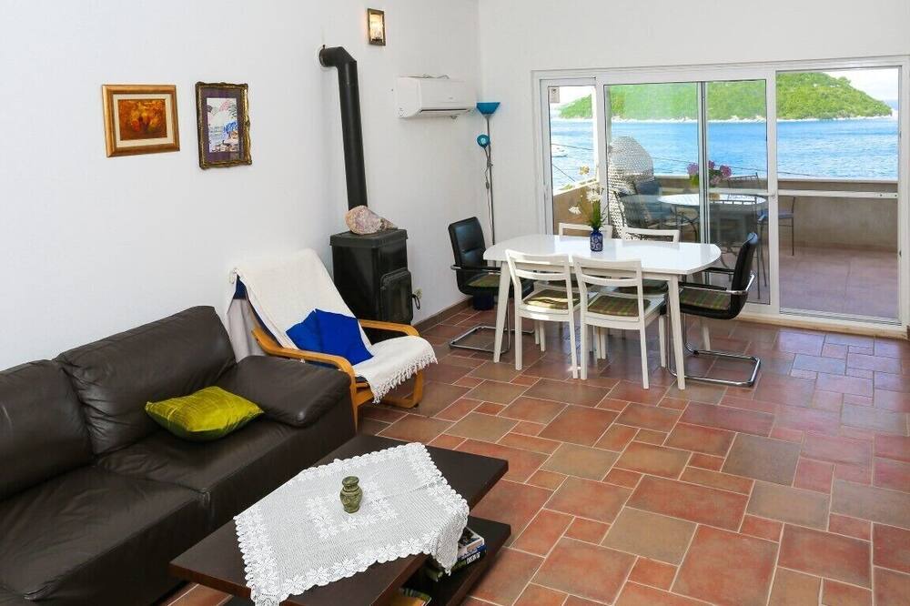 Photo of Livingroom in Prozurska Luka