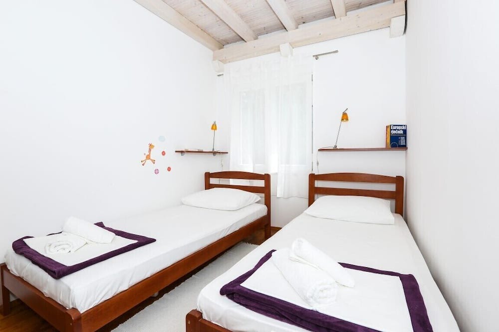 Photo of Bedroom in Prozurska Luka