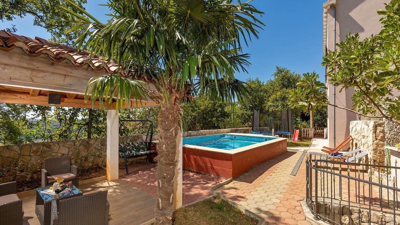 Photo of Outdoor in Stravca