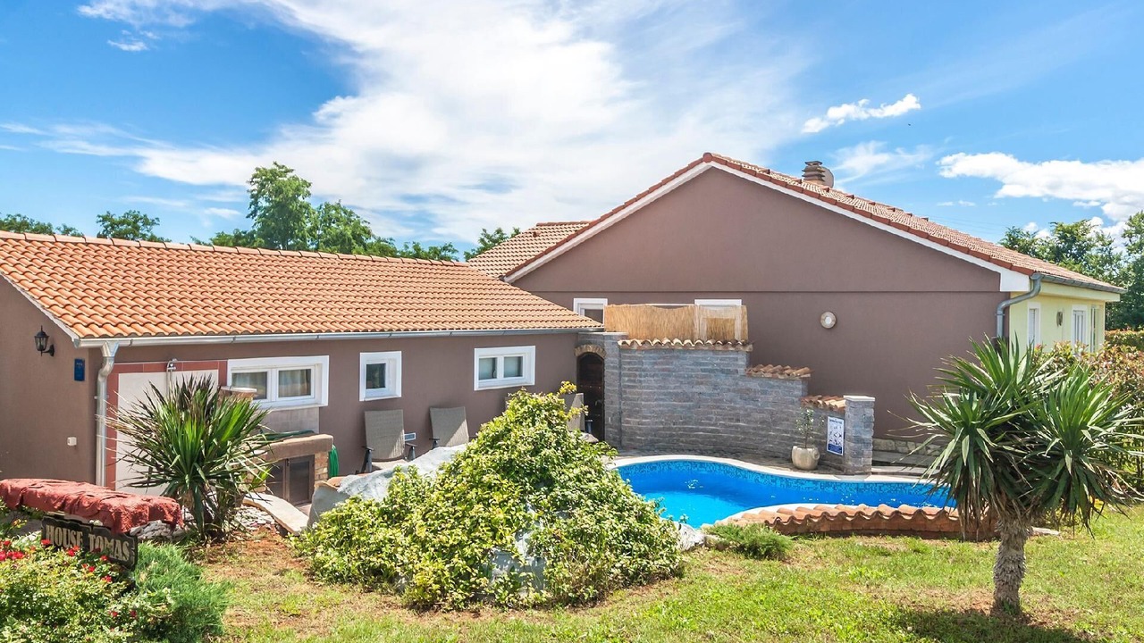 Photo of Outdoor in Marcana