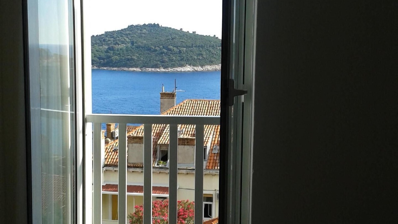 Photo of Others in Ploce