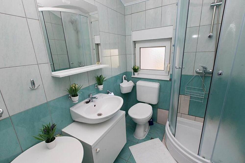 Photo of Bathroom in Srima