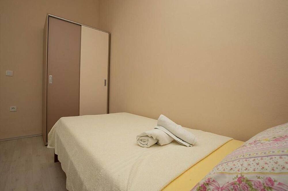 Photo of Bedroom in Srima