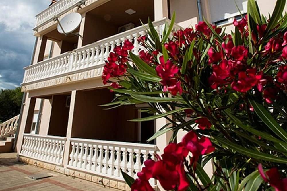 Photo of Outdoor in Srima