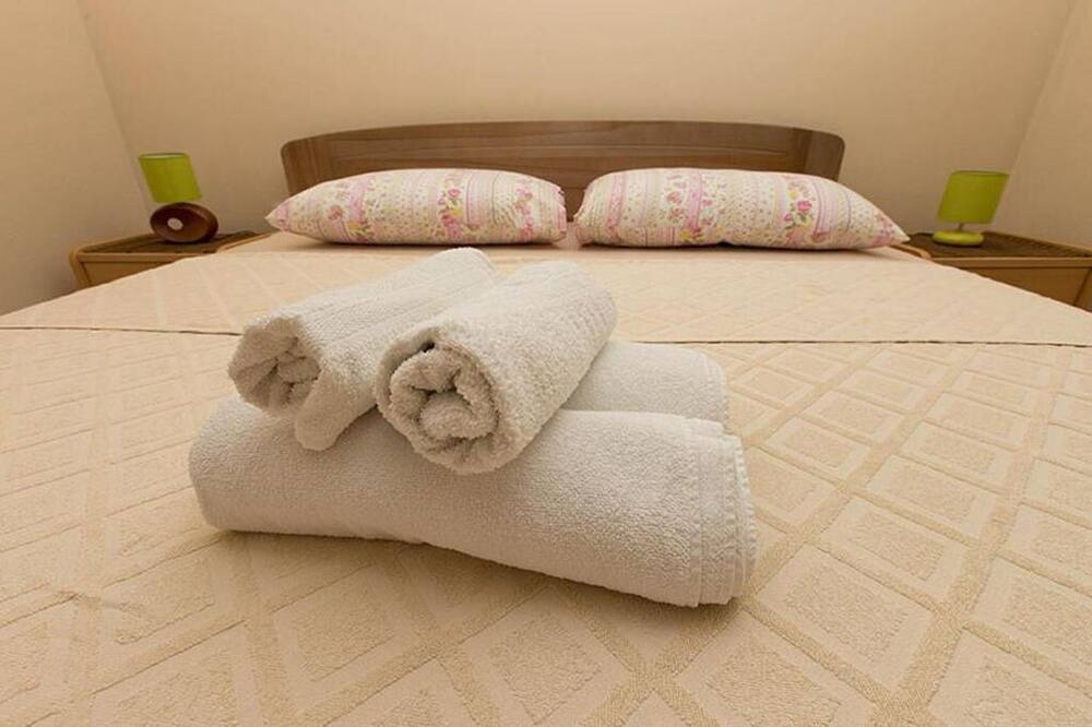 Photo of Bedroom in Srima