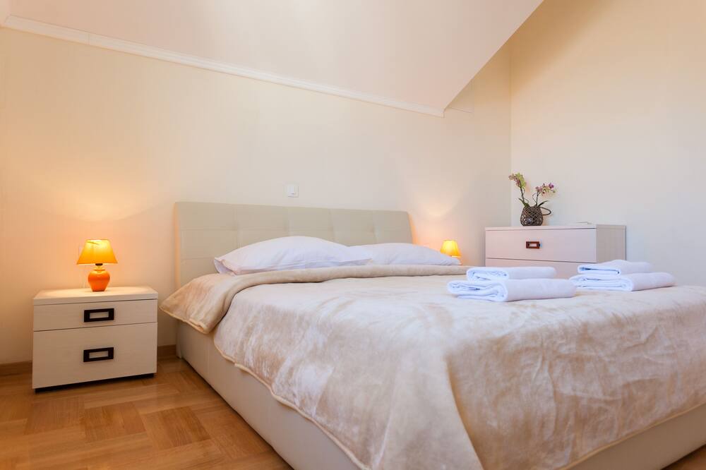 Photo of Bedroom in Ploce