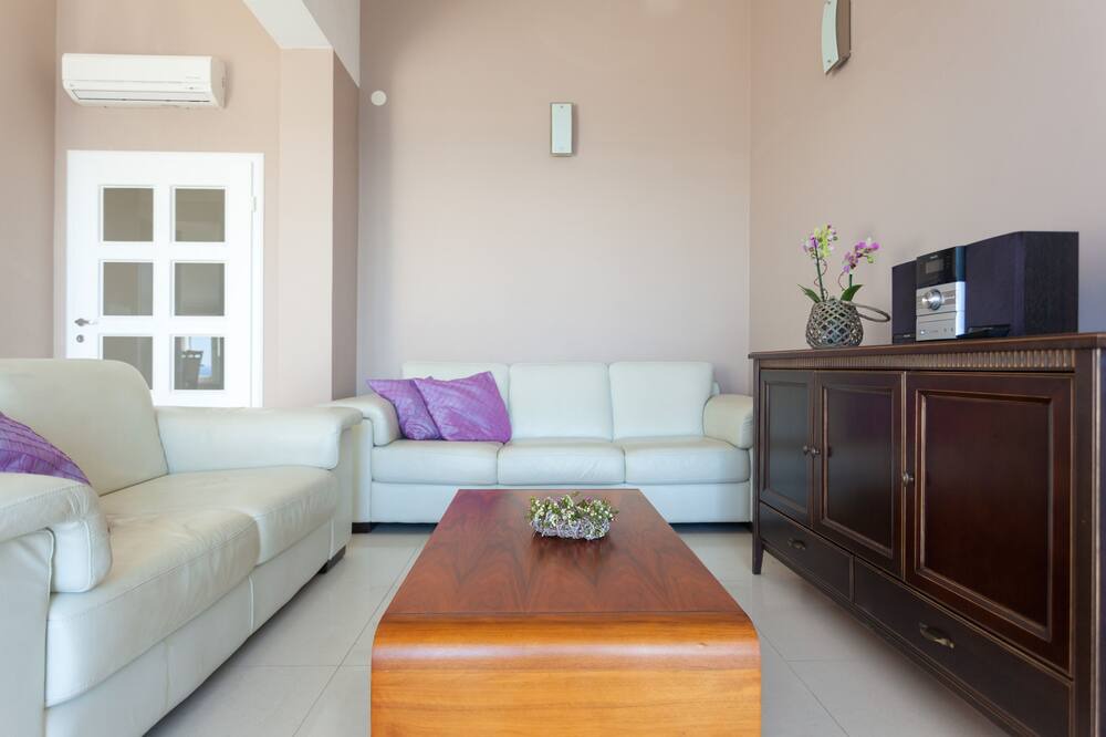 Photo of Livingroom in Ploce