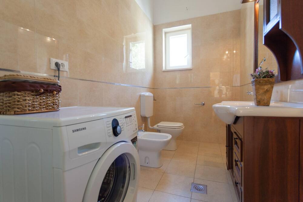 Photo of Bathroom in Ploce