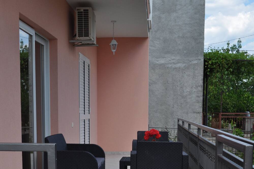 Photo of Patio Balcony in Kastel Stari
