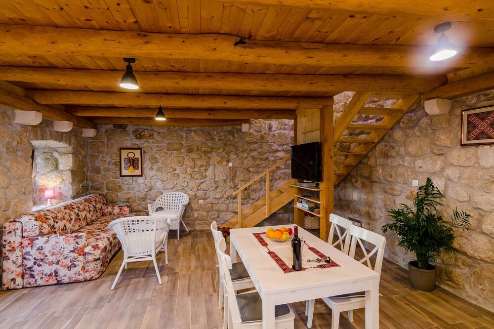 Photo of Livingroom in Mihanici