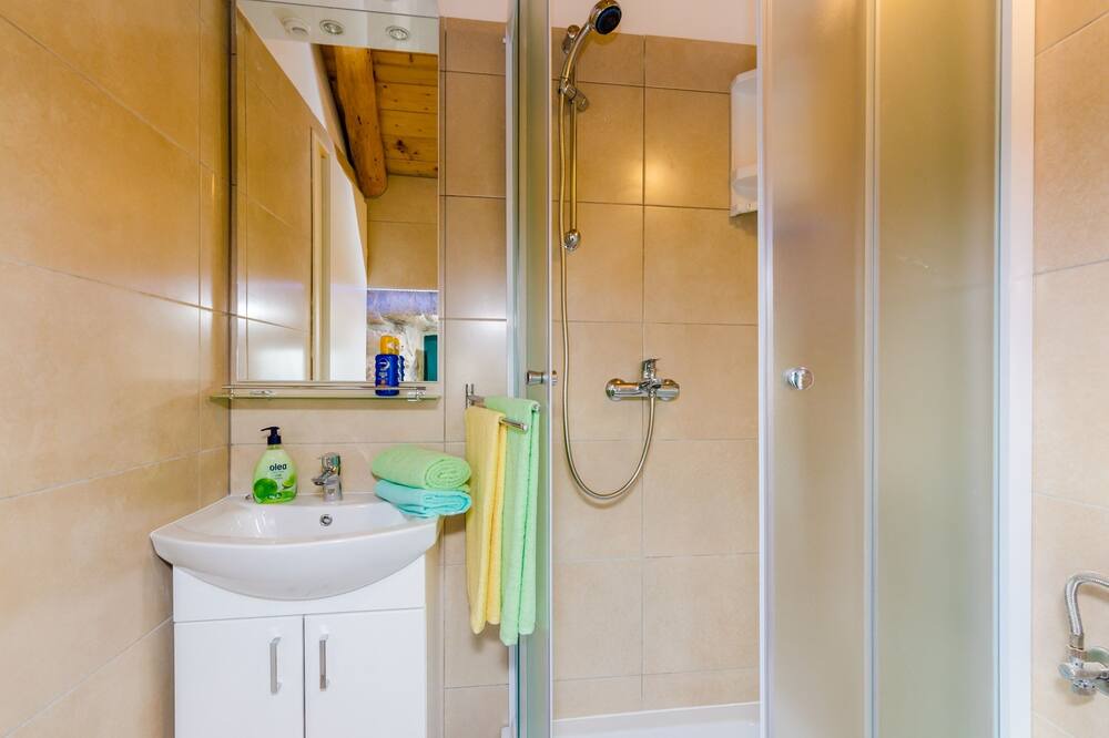 Photo of Bathroom in Mihanici