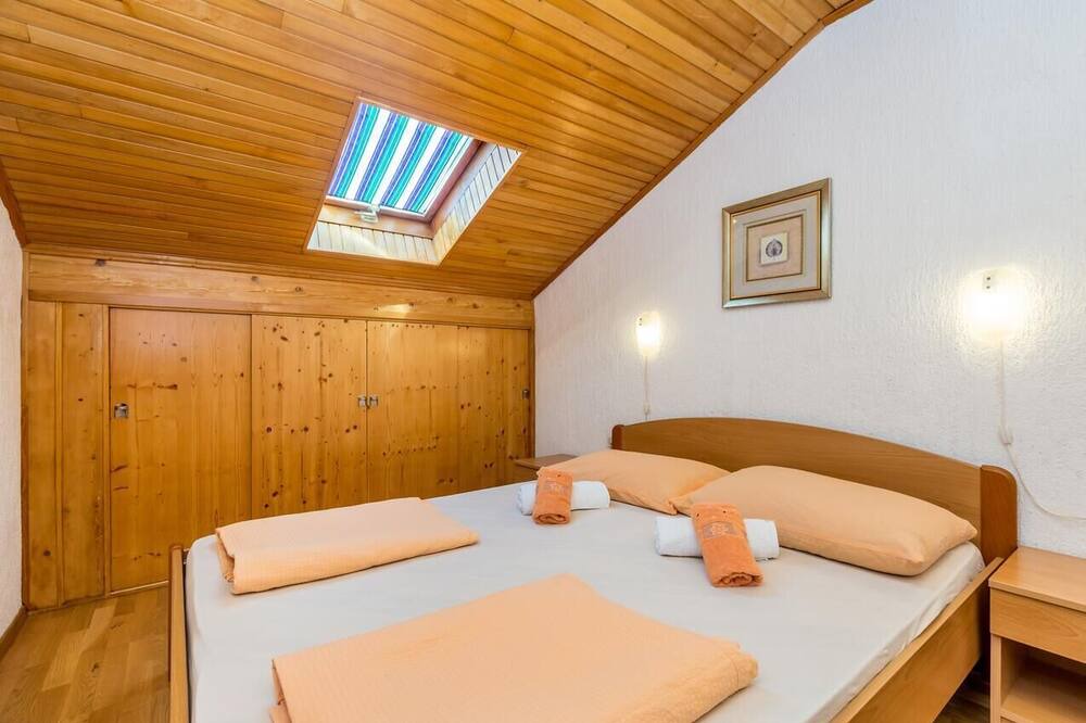 Photo of Bedroom in Vantacici