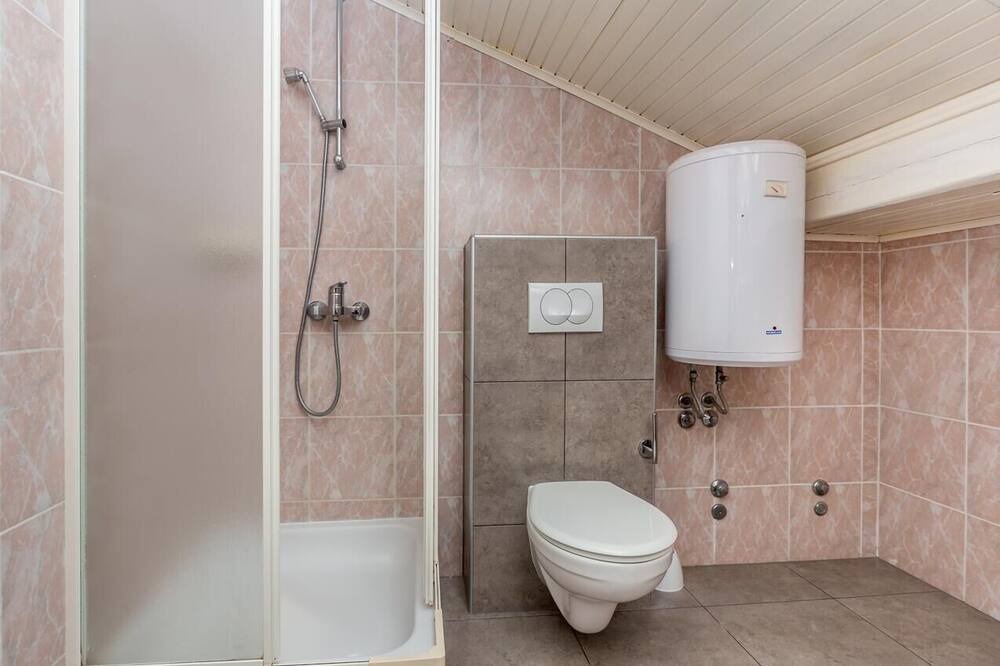 Photo of Bathroom in Vantacici