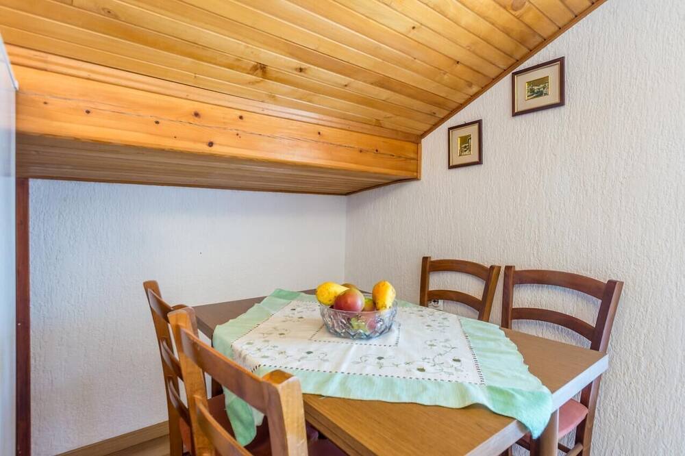 Photo of Livingroom in Vantacici
